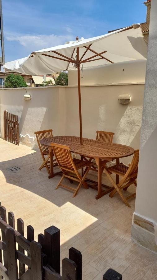 Casa Roberto Beach Torvaianica Exterior foto