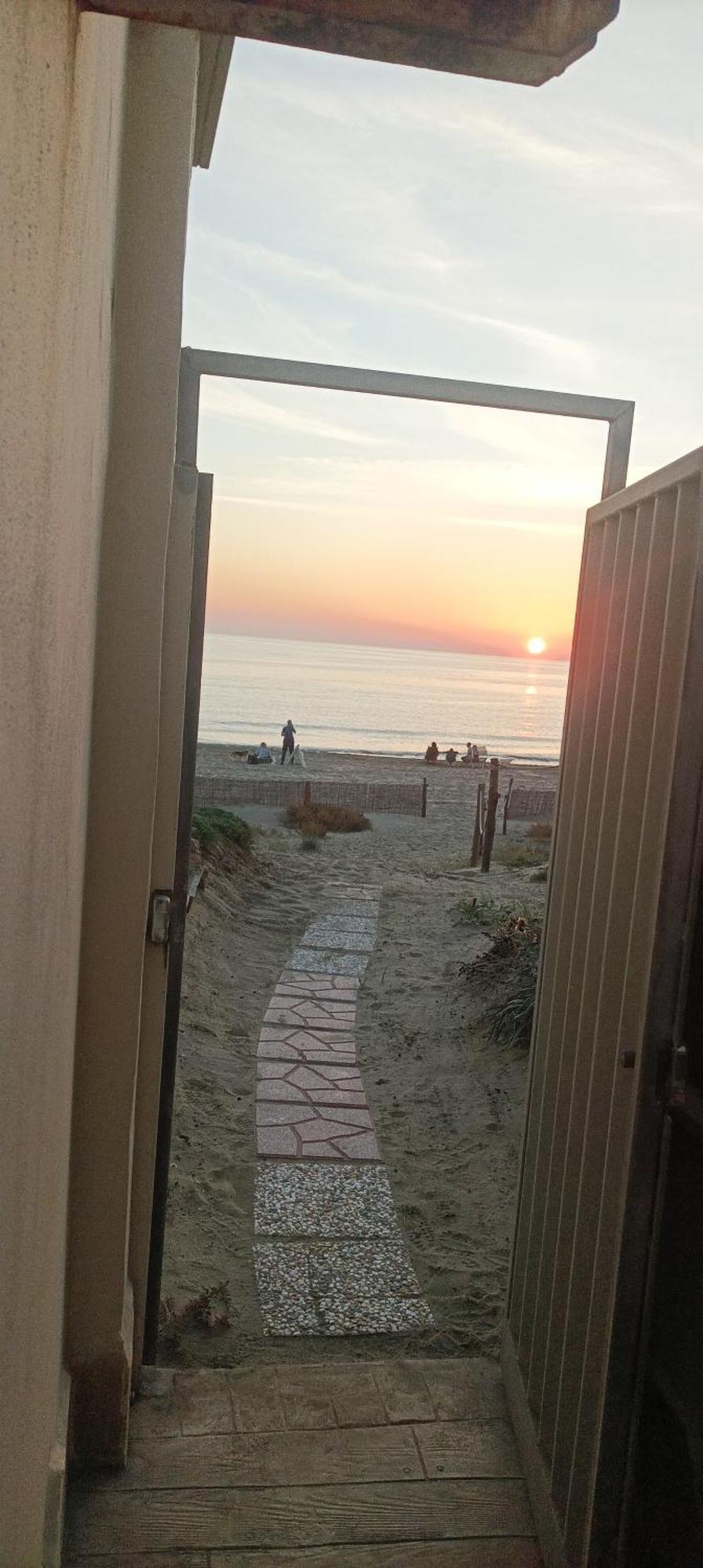 Casa Roberto Beach Torvaianica Exterior foto